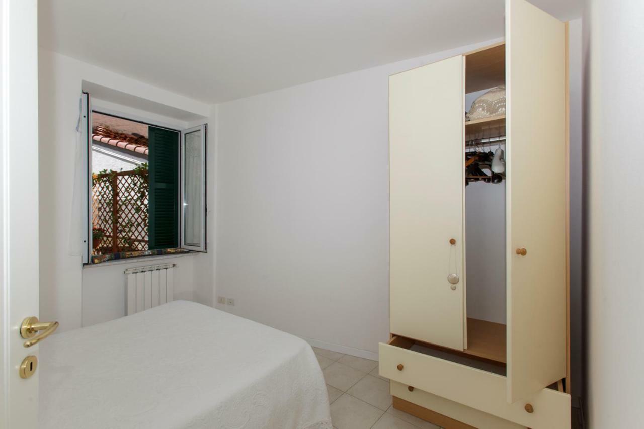 Апартаменты Casa Lella Портовенере Экстерьер фото